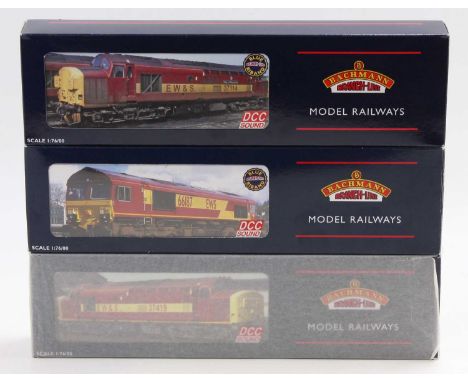 A Bachmann 00 gauge boxed diesel locomotive group to include a No. 32-725DS Class 66 Lafarge Charnwood fitted with DCC sound,