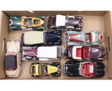 A collection of nine various Franklin Mint 1/24 scale mixed diecast vehicles to include a 1941 Chevrolet Special deluxe, a Da