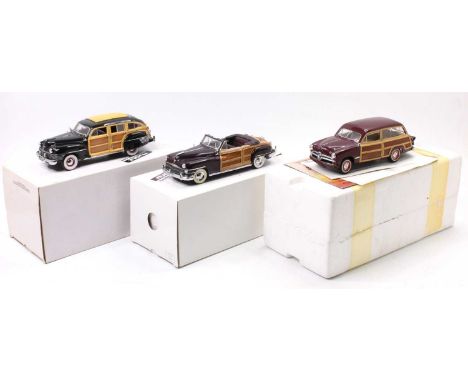 A Franklin Mint 1/24 scale boxed diecast group to include a 1942 Chrysler Town Country, a 1948 Chysler Town Country, and a 19