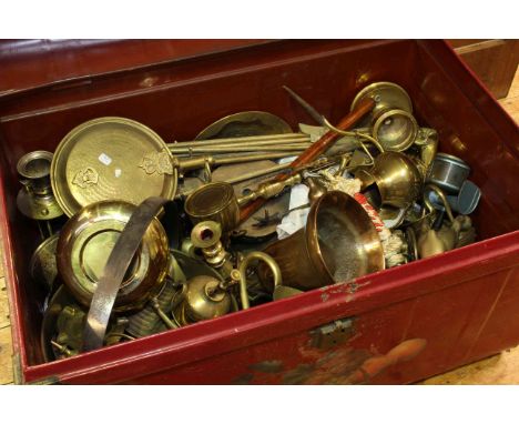 Painted tin trunk and collection of brassware