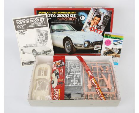 James Bond - Doyusha James Bond 007 Toyota 2000GT Model Kit - a highly detailed and increasingly rare example of this 1:20 sc