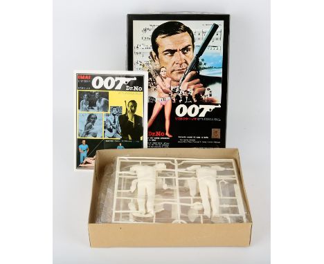 James Bond - Japanese model kit from Dr. No by Imai, B1526-1600, boxed. 