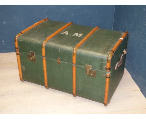 Vintage wooden bound travelling trunk by E. Hill & Sons of Reading, 52 x 90 cm