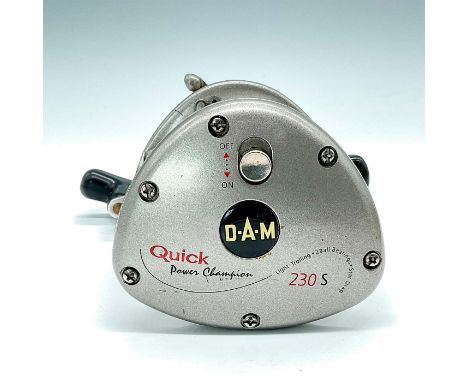 Uncommonly powerful German import good for trolling and general boat reel, with gear ratio 4.0:1 and capacity 23 lb./480 yds.