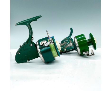 These iconic reels were one of the first models of Penn surf fishing spinning reels. Green metal with "Spinfisher" embossed o