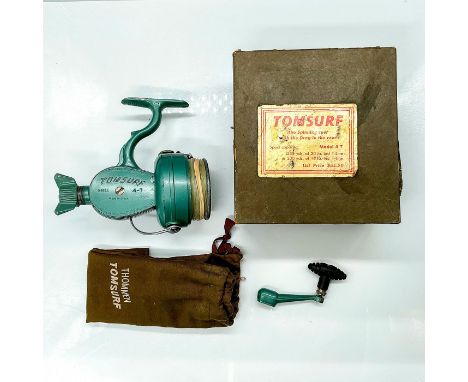 Fantastic looking reel with its rocket like base, it looks like a mid-century science fiction ray gun! This item has its orig