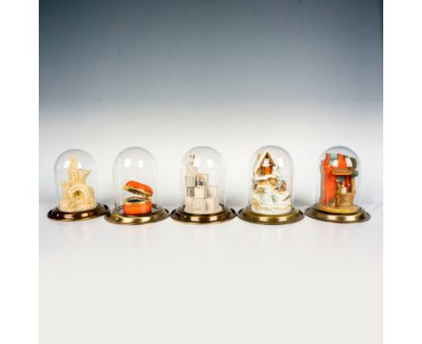 This Goebel Olszewski grouping includes 4 vignettes, one solitaire dome and base, and a Goebel ring box. Vignette scenes incl