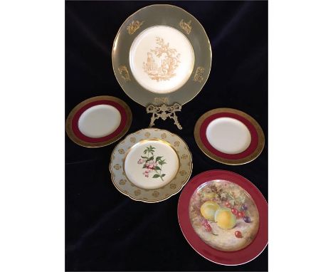 A selection of plates to include Royal Worcester and Derby
