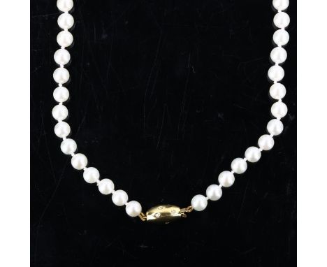 A Vintage single-strand cultured pearl necklace, on 18ct diamond barrel clasp, necklace length 44cm, 29.4gNo damage or repair
