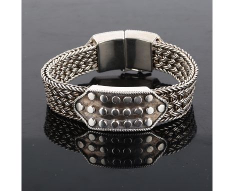 A heavy sterling silver basketweave link bracelet, bracelet length 19cm, 97.6gNo damage or repairs, only light surface wear, 