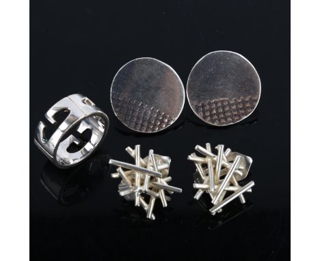 Various Danish sterling silver modernist abstract jewellery, comprising ring, pair of clip-on earrings and pair of stud earri