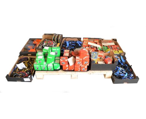Vintage and classic car parts, to include: spark plug leads, some by Sparkrite; distributor caps by Lucas, Intermotor, AC Del