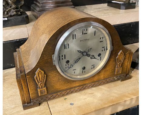 BRAVINGTON OAK CASE CHIMING MANTLE CLOCK (WITH KEY &amp; PENDULUM)