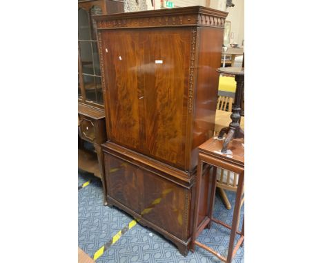 INLAID DRINKS CABINET