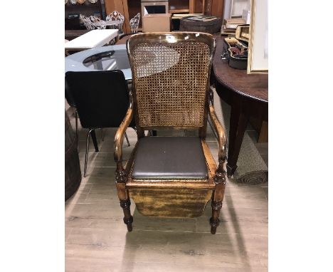 VINTAGE COMMODE CHAIR