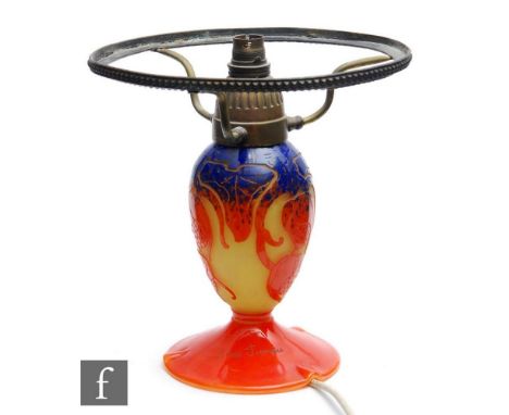 A&nbsp;Schneider Le verre Francais Art Deco cameo glass table lamp, the circular swept base rising to a baluster body with a 