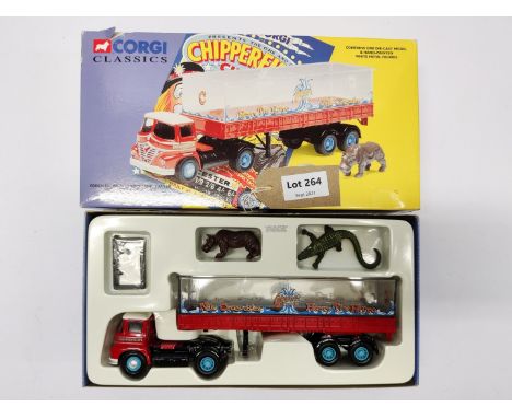 Manufacturer  - Corgi | Description - Foden S21 Tank Trailer with Hippo &amp; Crocodile - Chipperfields Circus | Stock Code -