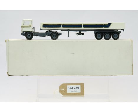 Manufacturer  - Conrad | Description - Bedford 340 With 3 Axle Trailer | Stock Code - 3330 | Notes - None| Scale - 1:50 | Cer