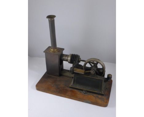 LIVE STEAM STATIONARY ENGINE