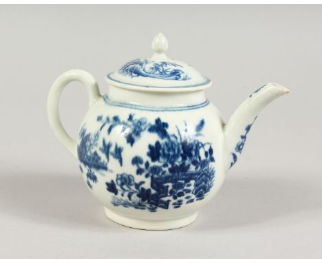 AN 18TH CENTURY WORCESTER SMALL TEAPOT, decorated with a fenced garden. 4.5ins high.