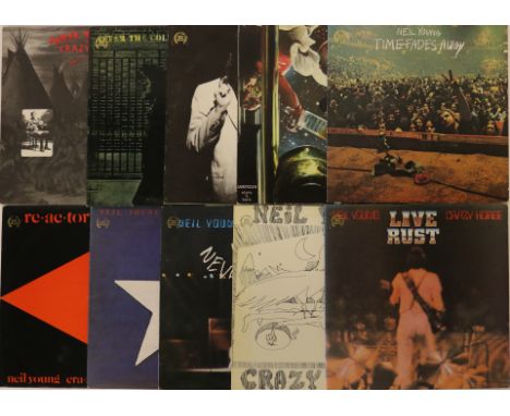 NEIL YOUNG LPs - A alluring collection of 15 x Neil Young LPs. 12 x stamped promo sleeves, vinyl condition is Ex to Ex+, with