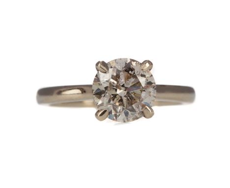 DIAMOND SOLITAIRE RING,the round brilliant cut diamond of approximately 2.20 carats, marked 750, size L 1/2, 3.8gCondition re