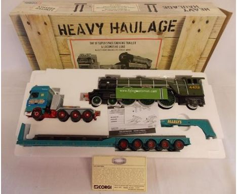 Corgi Heavy Haulage DAF XF super space cab king trailer &amp; locomotive load