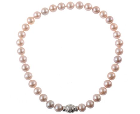 Cultured pearl choker necklace with 18ct white gold diamond set clasp , comprising 35 silver-pink pearls, each approx. 12mm d