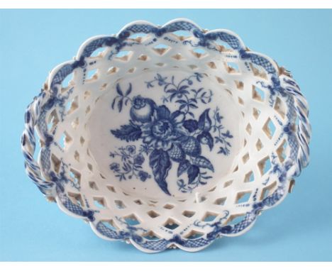 Caughley small size basket circa 1780, printed with Pine Cone pattern in under glaze blue, 'C' mark to base, 18cm from handle