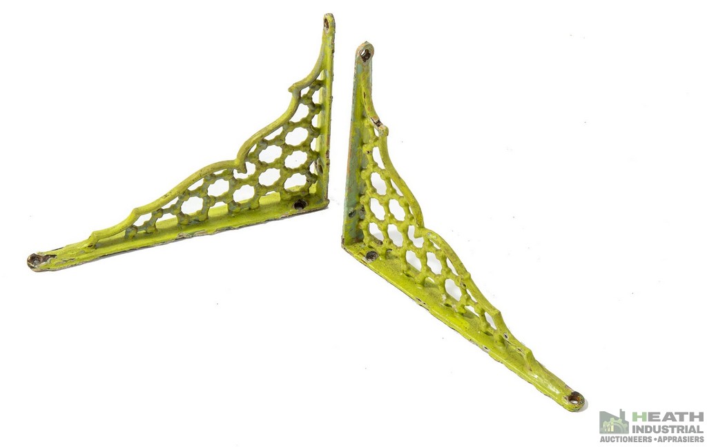 Lot 319