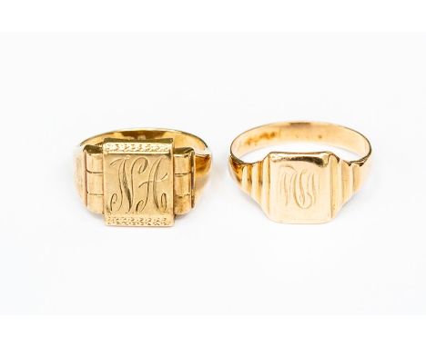 Two 9ct gold signet rings, sizes 'R' and 'W', approx 13.8gms
