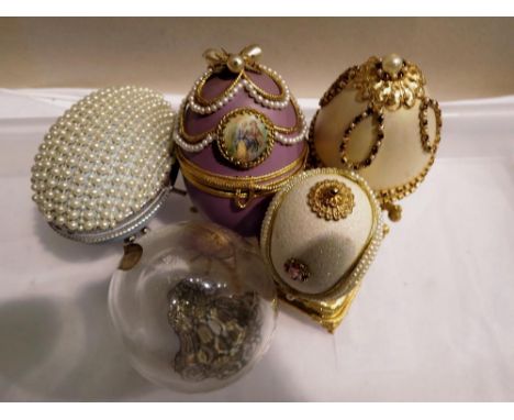 Five egg form trinket boxes. Not available for in-house P&amp;P 