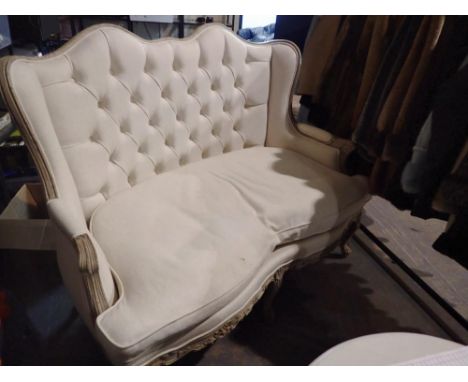Contemporary button back sofa, L: 140 cm. Not available for in-house P&amp;P 