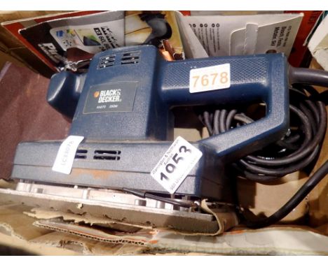 Black &amp; Decker 250w sander. All electrical items in this lot have been PAT tested for safety and have passed. This does n