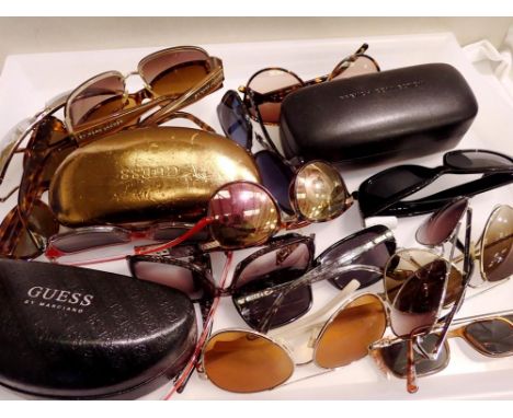 Mixed sunglasses. UK P&amp;P Group 2 (£20+VAT for the first lot and £4+VAT for subsequent lots) 