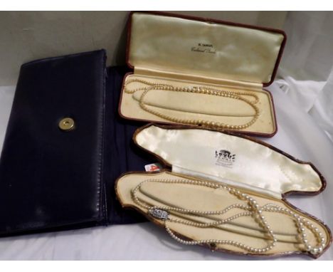 Vintage Shilton clutch bag containing cased pearl necklaces. UK P&amp;P Group 1 (£16+VAT for the first lot and £2+VAT for sub