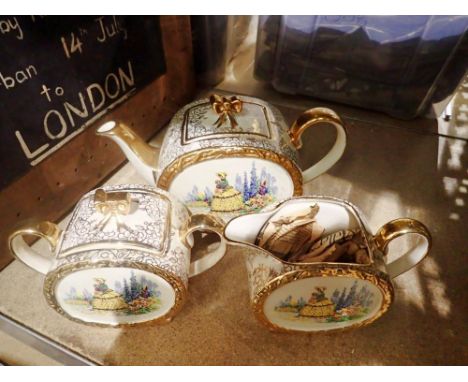 Sadler gilt tea service. Not available for in-house P&amp;P 