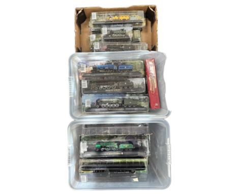 Atlas Editions display only locomotive collection, HO-OO to 1/100th scale, generally excellent in excellent to good bubble pa