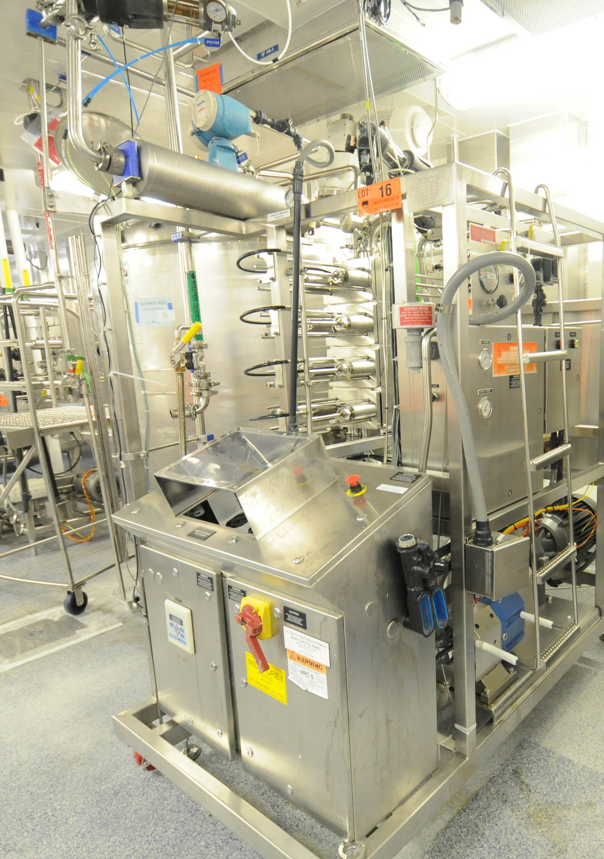 MILLIPORE (2004) MILLIPORE I UF SYSTEM M I EP042318154 FOUR BANK ULTRA