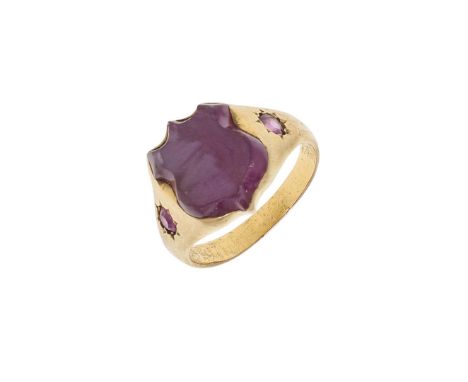 mounted with a vacant shield-shaped ruby in yellow gold, with a circular-cut ruby set to each shoulder, 7.5 grams. Size M. *C