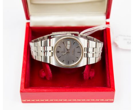 Omega, a gents circa 1973 vintage Omega Constellation steel day date bracelet watch
