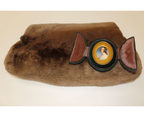 A miniature, in leather case/stand, with a vintage muff (2)