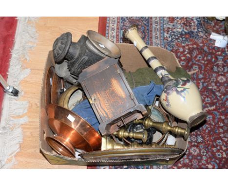 A box of assorted metalware, including: a damaged cloisonne vase; brass candlesticks; copper pans; tray; pewter tankards, etc