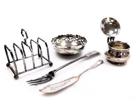 A group of small silver, comprising; a George V four division toast rack, London 1929, pierced circular sweetmeat dish, Birmi