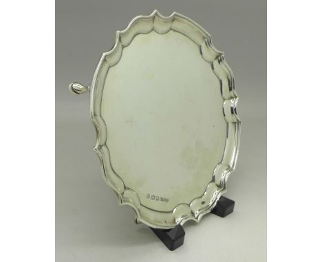 A silver card tray, Sheffield 1961, 164g