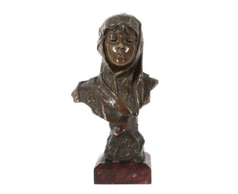 Villanis, EmmanuelLille 1858 - 1914 Paris, französischer Bildhauer. "Dalila", Bronze, patiniert, vollplastische Büste einer O