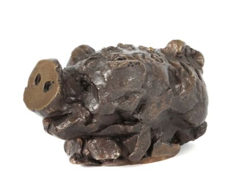 Hrdlicka, AlfredWien 1928 - 2009 ebenda, österreichischer Zeichner, Maler und Bildhauer. "Millenium-Schwein", Bronze,  vollpl