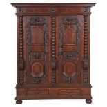 Ulmer Fassadenschrank mit