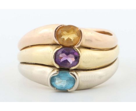 Breiter Tricolore-RingRoségold/Gelbgold/Weißgold 750, Marriage aus 3 Bandringen variierender Goldfarbe, Ringschiene leicht ge
