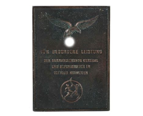 EhrentafelBronze, für besondere Leistung - der kommandierende General und Befehlshaber im Luftgau Norwegen, rückseitig mit He